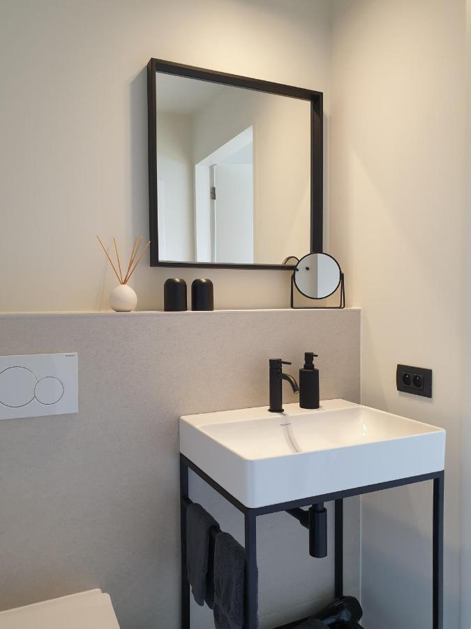 B&B Antares บรูจส์ ภายนอก รูปภาพ